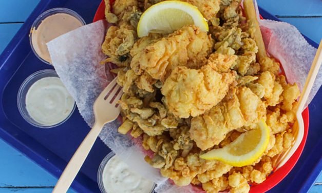 <span class="entry-title-primary">Reeling Them In</span> <span class="entry-subtitle">Bob’s Clam Hut | Kittery, Maine</span>