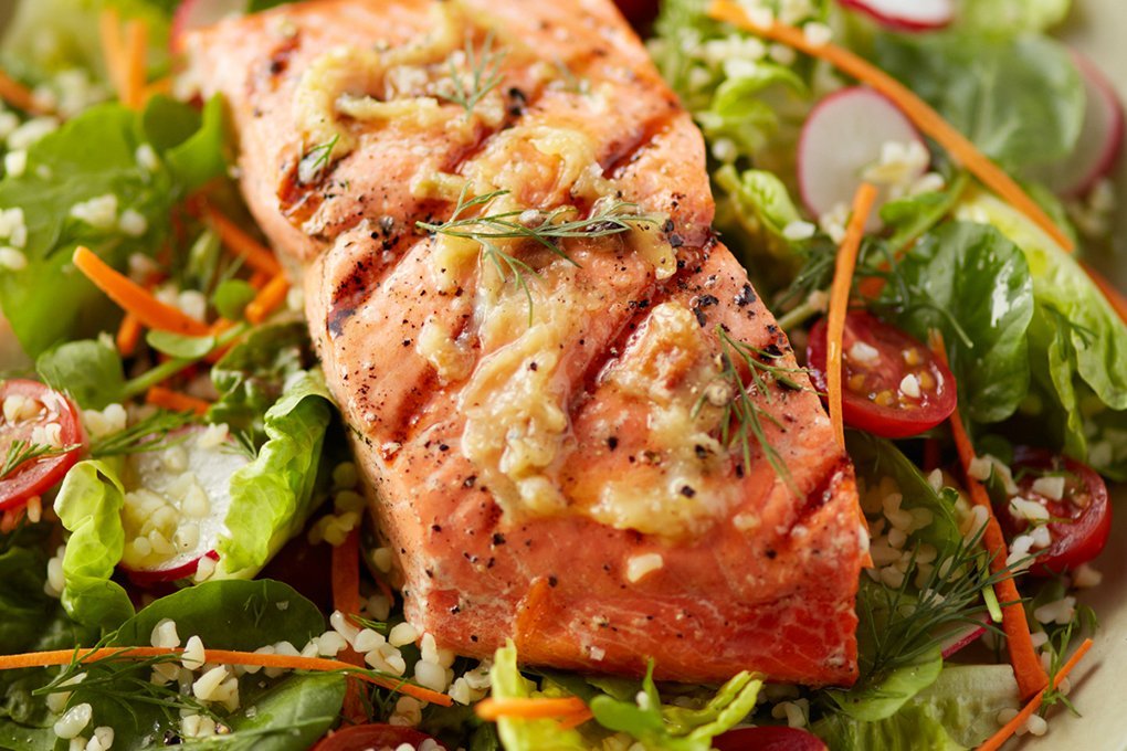 Garlic Grilled Salmon Salad