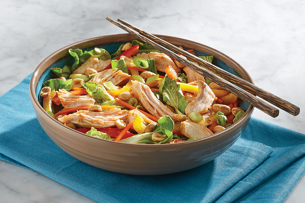 Ideal for dine-in or takeout menus, this Kung Pao Turkey Salad features Butterball’s Handcrafted Roast & Serve Turkey Breast.