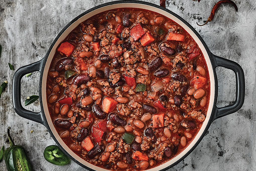 Comforting chili, starring dark red kidney beans, baked beans and ground turkey, offers diners a globally-inspired version with Korean flavors like red curry paste and fresh ginger.