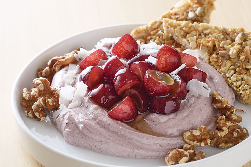 Nordstrom’s Bistro Verde in New York offers the healthy-yet-indulgent Grape Açai Yogurt on its brunch menu. Greek yogurt flavored with açai is topped with honey-glazed fresh grapes, walnuts, coconut shreds and a sprinkle of açai powder. Housemade granola bars add crunch.