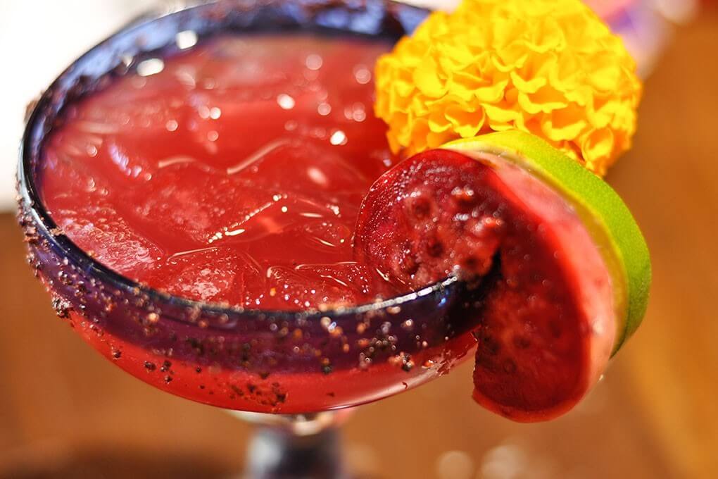 Silver tequila with a sour mix of hibiscus, prickly pear and red jalapeño purées and lime juice