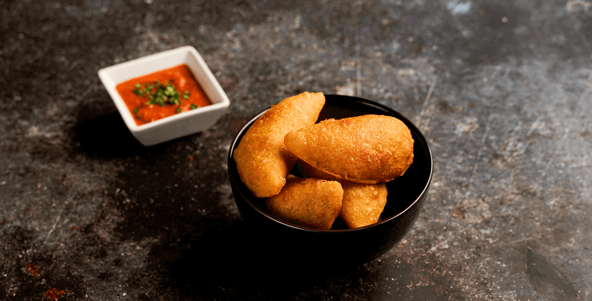 Made with traditional Colombian cornmeal masa, the crispy Empanadas Vallunas at ¡Chao Pescao! in San Francisco deliver a gluten-free solution packed with authenticity.