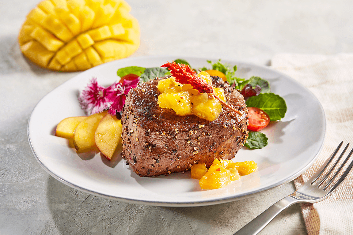 Mango Chutney with Peppercorn-Crusted Wagyu Steak