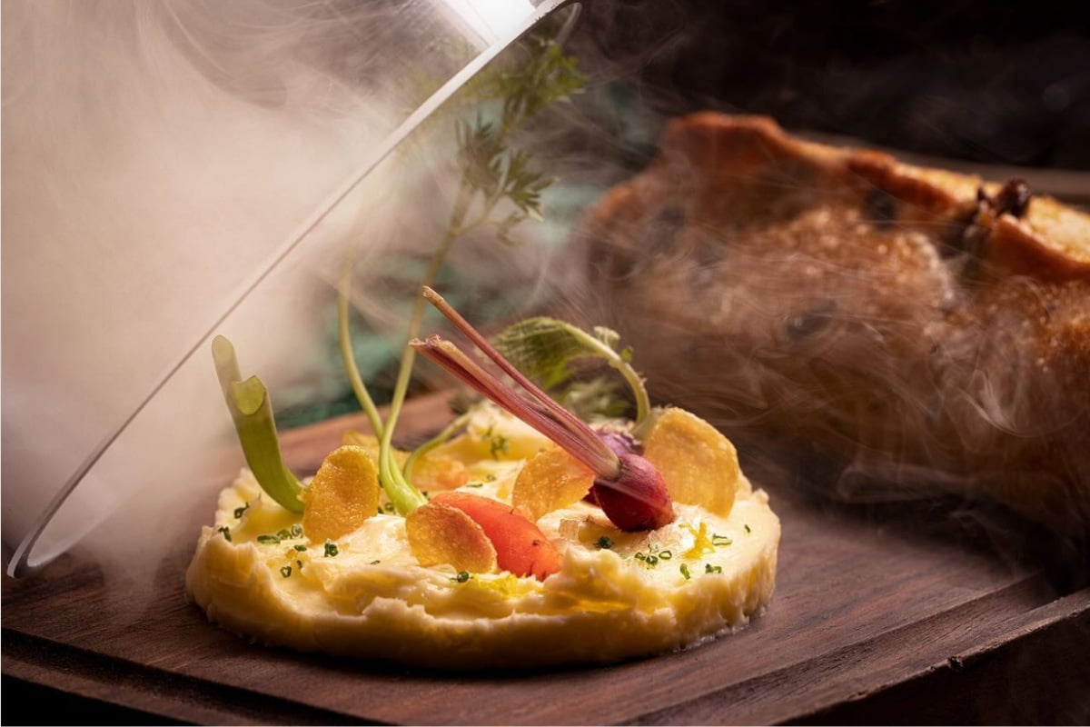 A Restaurant's Bread and Butter - Flavor & The Menu