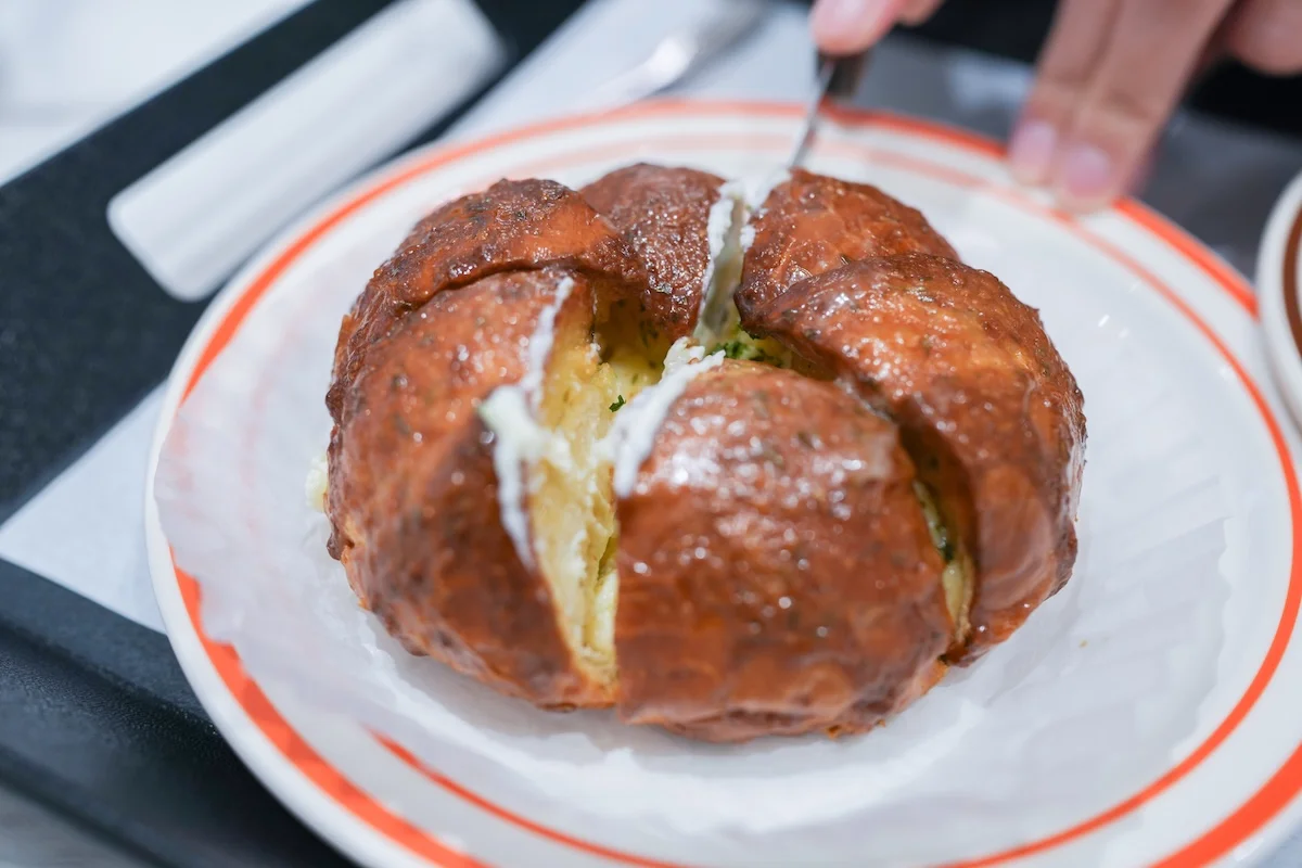 RIP, TEAR AND PULL-APART BREADS